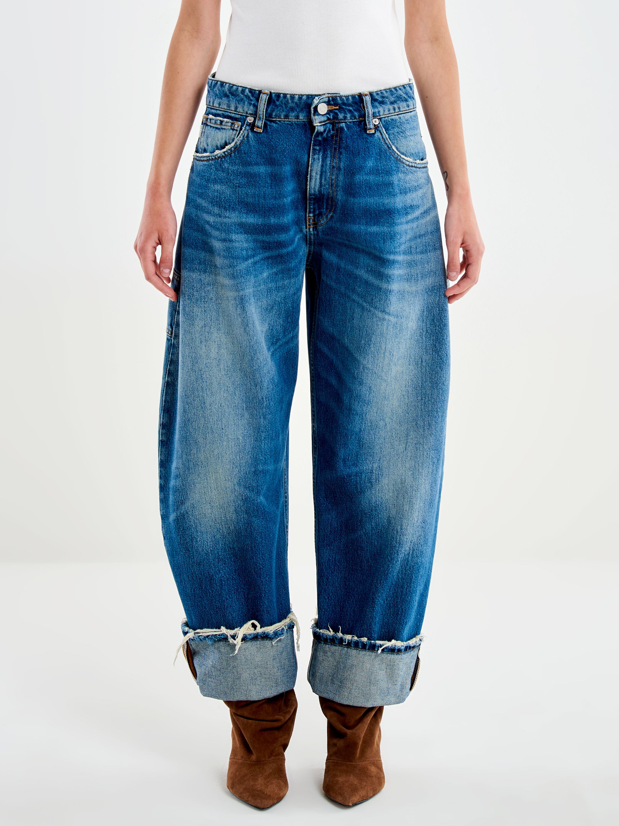 Kuma Barrel Jeans with Cuffed Hems