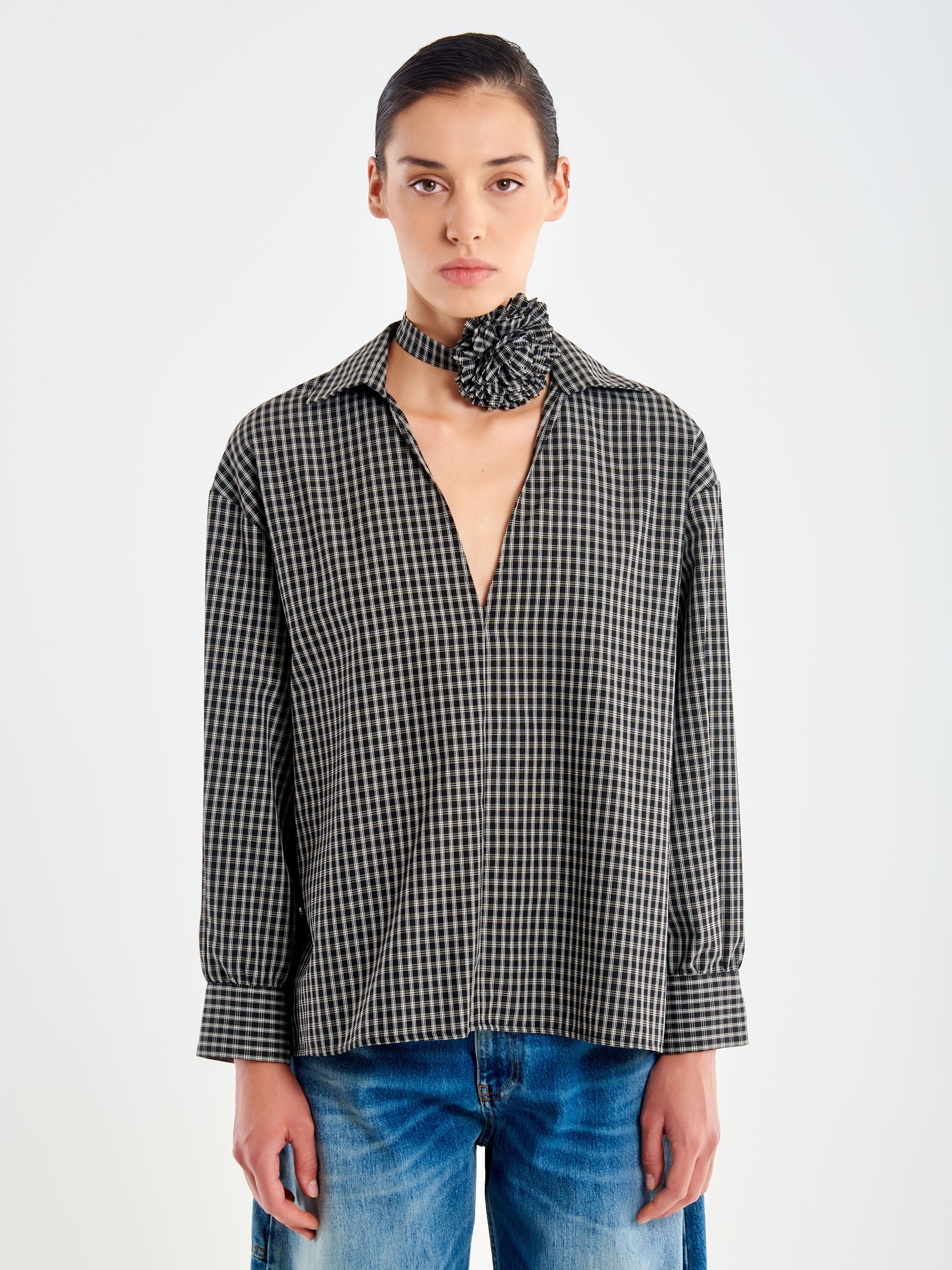 Shirt with a Flower Choker